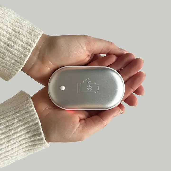 Smitten with This Emitten Hand Warmer + Emergency Power