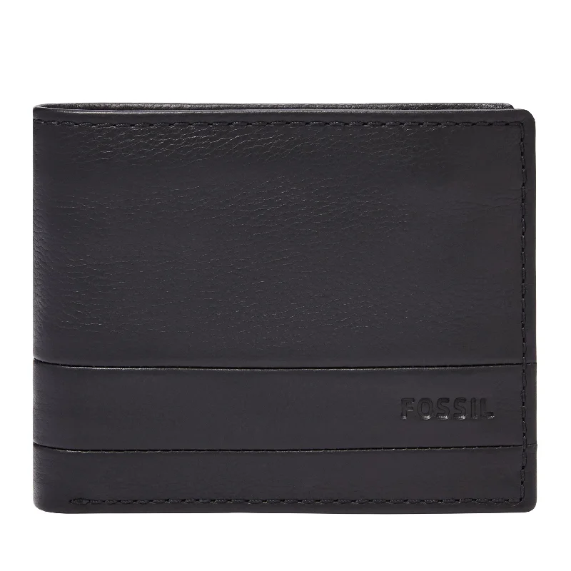 Fossil Men's Lufkin Rfid Leather Passport Case